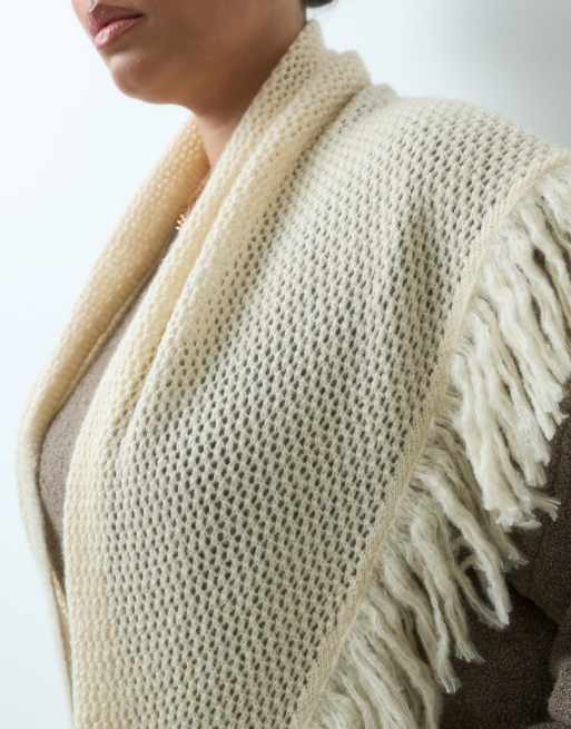 ASOS DESIGN écharpe-cape en maille fine blanche, 3 de 3