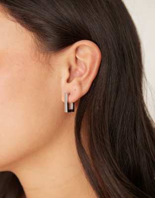 ASOS DESIGN - Eckige Mini-Ohrringe aus wasserdichtem Edelstahl in Silberoptik
