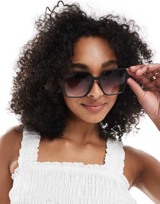  ASOS DESIGN – Eckige Sonnenbrille in Schwarz mit stufenweise schwarz rauchig getönten Gläsern im Stil der 70er 