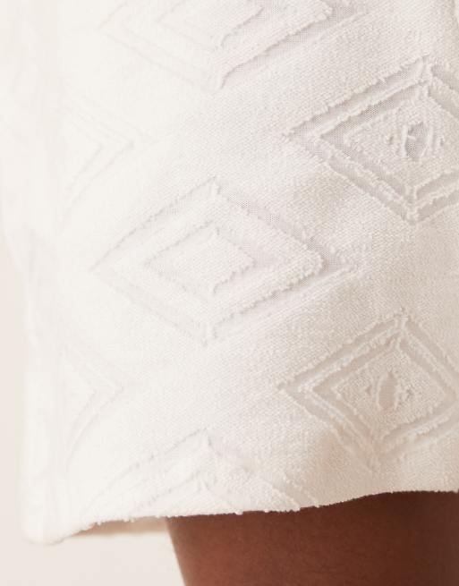 ASOS DESIGN - Ecrufarvede oversized shorts i jacquard - Del af sæt, 4 af 5