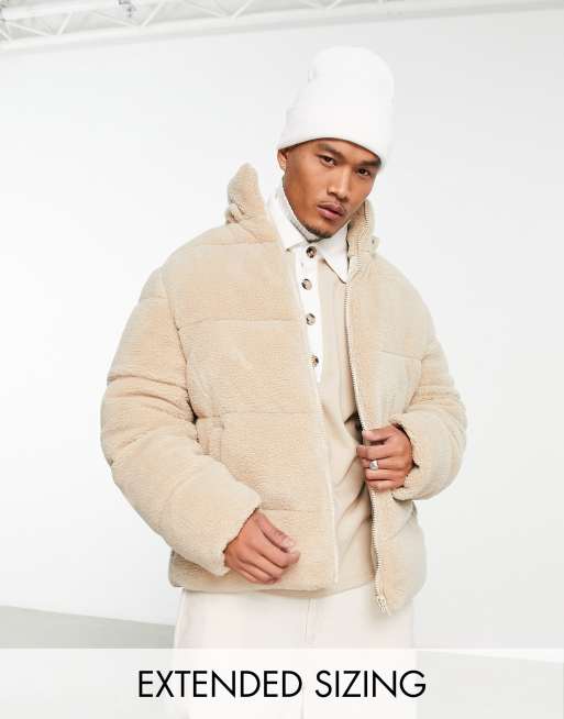 ASOS DESIGN - Ecrufarvet dynejakke med aftagelig hætte i imiteret lammeskind