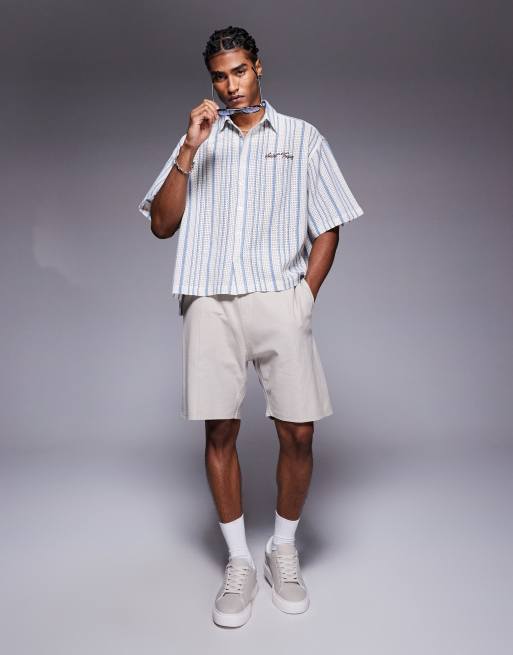 ASOS DESIGN - Ecrufarvet hæklet oversized skjorte med broderi på brystet og blå striber, 3 af 4