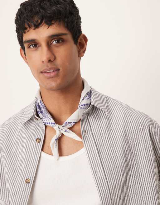 ASOS DESIGN - Ecrufarvet og marineblå bandana med paisley-print, 3 af 3