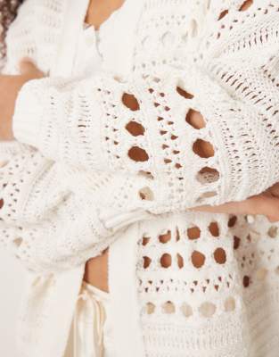 ASOS DESIGN EDGE TO EDGE CARDIGAN 