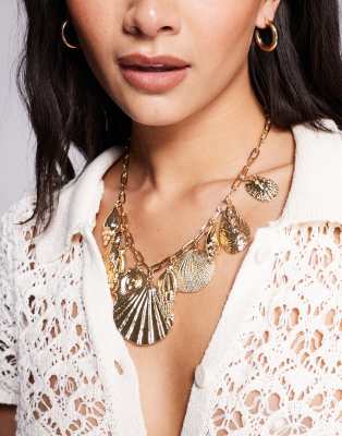 ASOS DESIGN - Édition limitée - Collier à breloques coquillages chunky - Doré