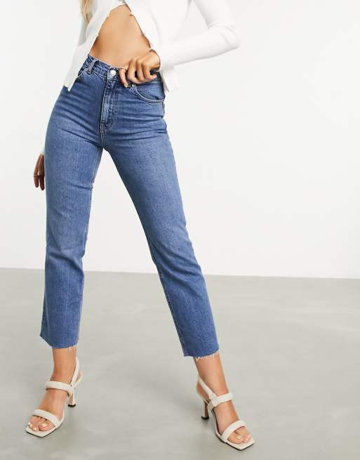 ASOS DESIGN Effortless Jean court vas stretch taille haute d lavage moyen