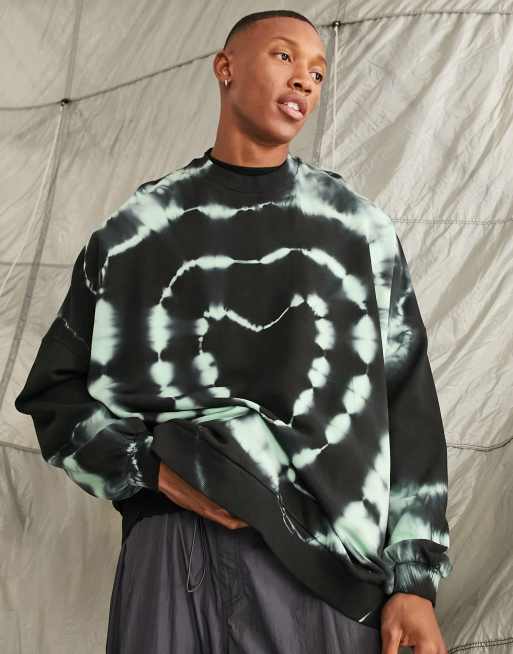 ASOS DESIGN - Ekstremt oversized sweatshirt i sort med grønt hjertebatik