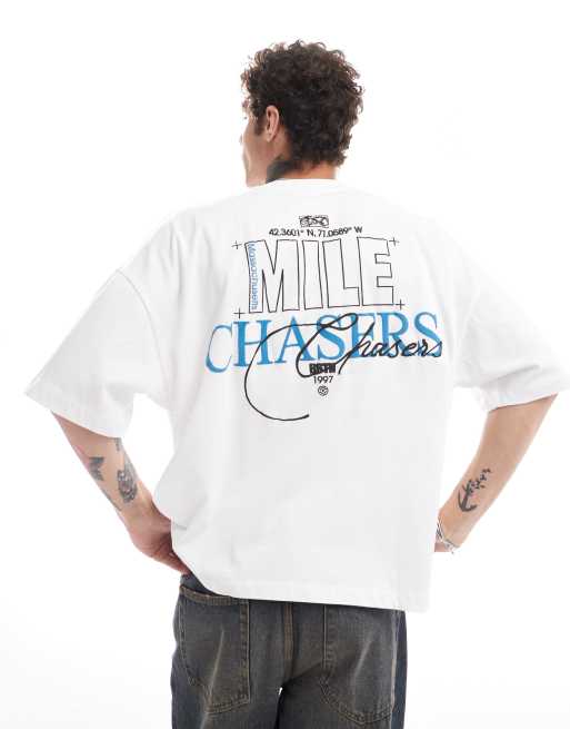 ASOS DESIGN - Ekstremt oversized T-shirt med print på ryggen i kraftigt stof på 240 gsm i hvid