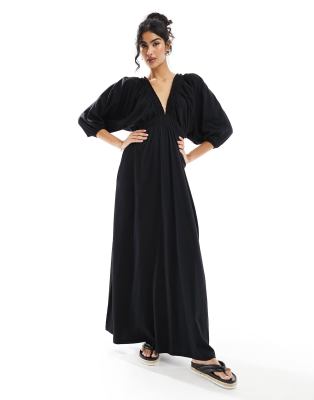 ASOS DESIGN - Elastisches, tief ausgeschnittenes Midi-Freizeitkleid in Schwarz mit geraffter Taille