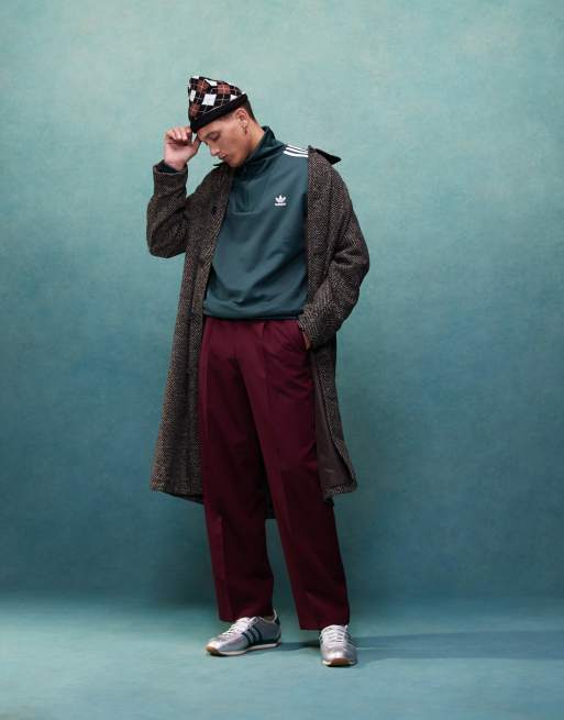 ASOS DESIGN – Eleganckie bordowe spodnie z szerokimi nogawkami i zakładkami z przodu