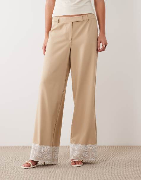 ASOS DESIGN – Eleganckie spodnie z obniżonym stanem i koronkowym wykończeniem w kolorze mokki - view 1
