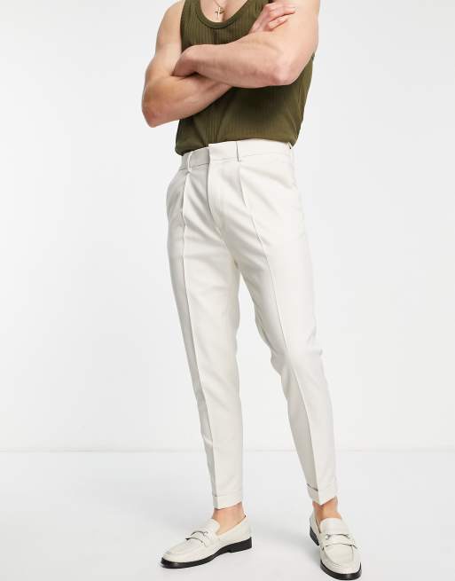 ASOS DESIGN – Eleganckie zwężane spodnie z drobną fakturą i podwiniętymi nogawkami, w kolorze ecru