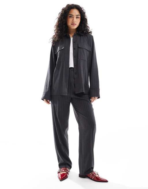 ASOS DESIGN - Elegant overhemd met strepen in antracietgrijs, deel van co-ord set, 2 van 4