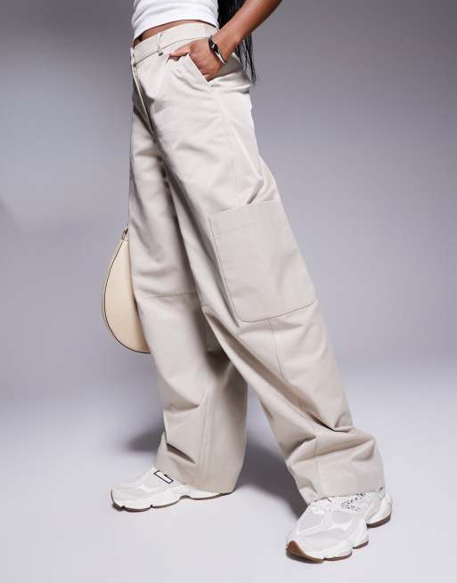 ASOS DESIGN - Elegante broek met wijde pasvorm en utilityzak in mokka, 2 van 5