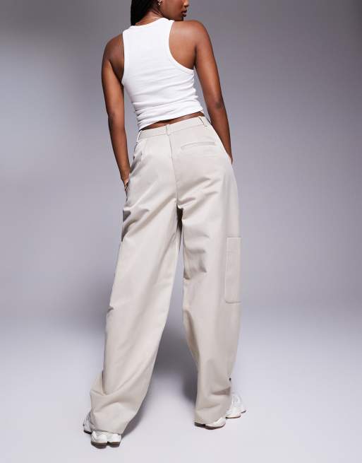 ASOS DESIGN - Elegante broek met wijde pasvorm en utilityzak in mokka, 3 van 5