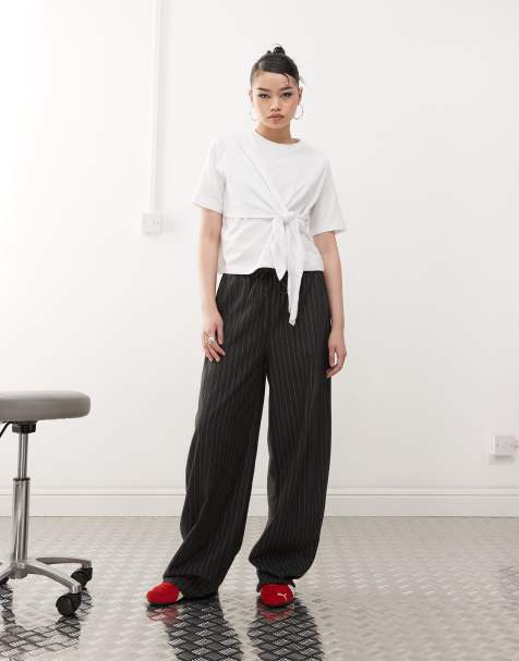 ASOS DESIGN - Elegante broek met wijde pijpen en krijtstreep in grijs - view 1