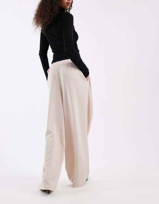 ASOS DESIGN - Elegante broek met wijde pijpen en plooien in crème, 3 van 5