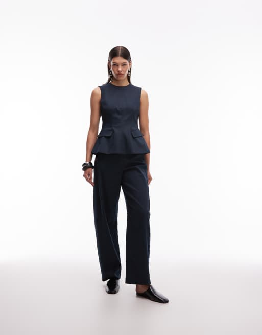 ASOS DESIGN - Co-ord set van aansluitende peplumtop en broek met wijde ronde pijpen in marineblauw, 2 van 3
