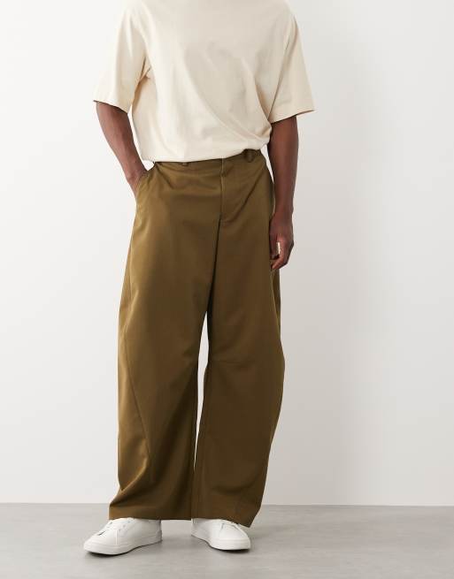 ASOS DESIGN - Elegante broek met wijde ronde pijpen in olijfgroen, 2 van 5