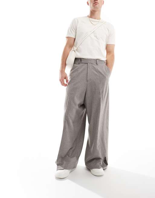 ASOS DESIGN - Elegante bukser med ekstrem vidde og stropper på buksekanterne i tekstureret brun