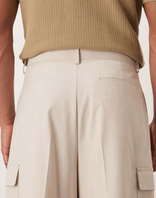 ASOS DESIGN – Elegante Cargo-Shorts in neutralem Farbton, 5 von 5