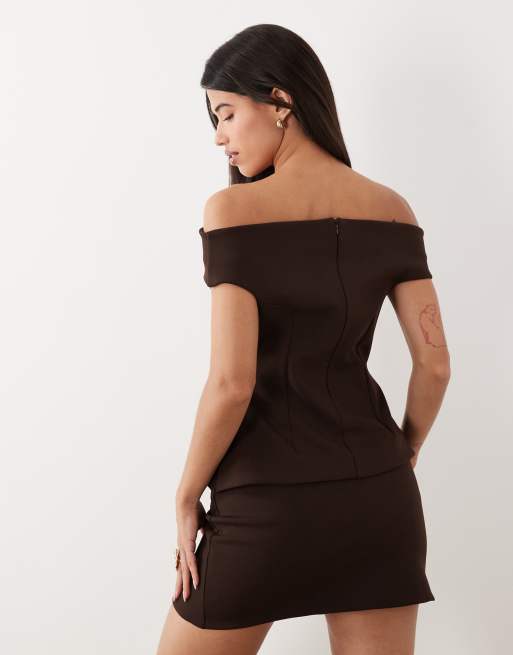 ASOS DESIGN - Elegante gebonden top met blote schouders in ivoorwit, deel van co-ord set, 4 van 4