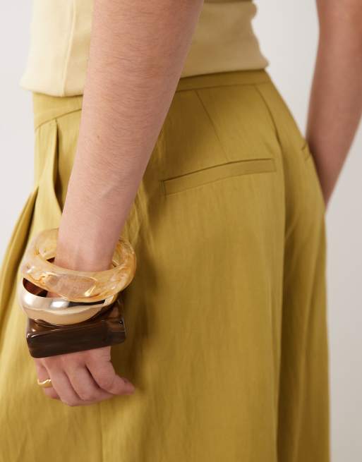 ASOS DESIGN - Elegante geplooide luchtige culotte in goud, 4 van 5