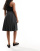 Thumbnail 4 van 5