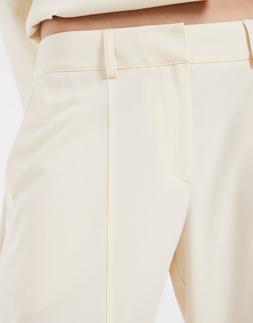 ASOS DESIGN – Elegante Horseshoe-Hose in Elfenbeinweiß mit gestauchtem Bein, Kombiteil, 3 von 5