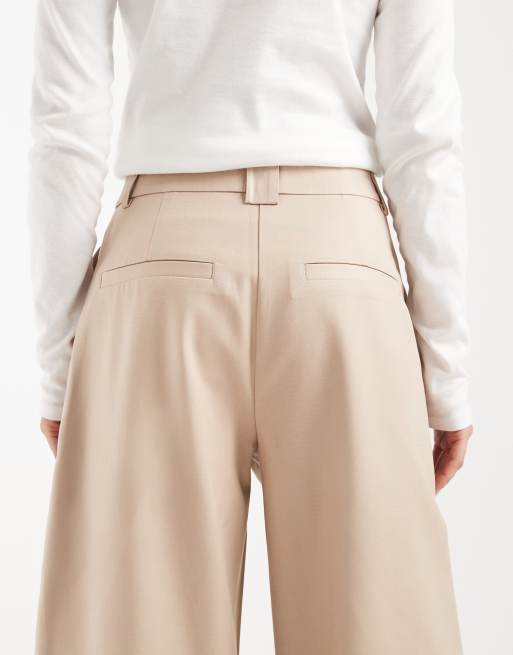 ASOS DESIGN – Elegante Hose aus Baumwollsatin in Taupe mit abgerundetem Beinschnitt, 4 von 5