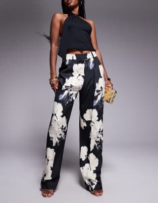 ASOS DESIGN - Elegante Hose aus Satin mit weitem Bein und Blumenmuster-Bunt