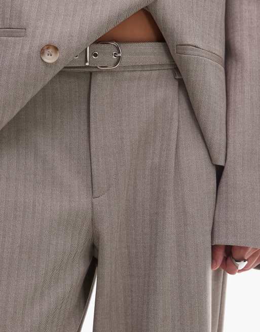 ASOS DESIGN – Elegante Hose in Braun mit Fischgrätmuster und schmal zulaufendem Bein, 2 von 5