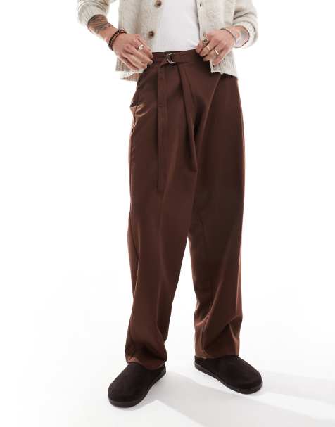 ASOS DESIGN – Elegante Hose in Braun mit weitem Schnitt und seitlich überkreuztem Gürtel - view 1