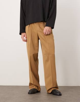 Elegante Hose in Camel mit weitem Bein und Kellerfalten vorn-Neutral Neutral 48 Regular