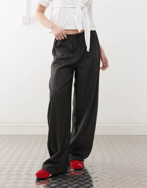 ASOS DESIGN – Elegante Hose in Grau mit Nadelstreifen und abgerundetem Beinschnitt, 5 von 5