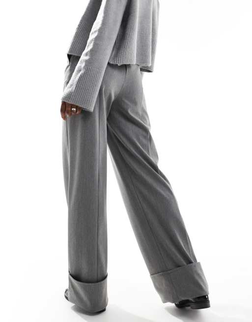 ASOS DESIGN – Elegante Hose in Grau mit weitem Bein und umgeschlagenem Bund, 2 von 5