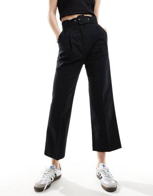 ASOS DESIGN - Elegante Hose in Hellschwarz mit Leinenanteil und Gürtel