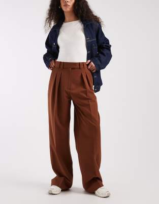 Elegante Hose in Karamell mit weitem Bein und Bundfalten-Brown Brown 34