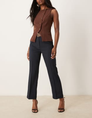 ASOS DESIGN - Elegante Hose in Marineblau mit geradem, schmalem Schnitt und Gürtel-Keine Farbe