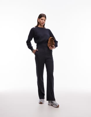 ASOS DESIGN - Elegante Hose in Marineblau mit Nadelstreifen, geradem, schmalem Schnitt und Schlitz-Bunt
