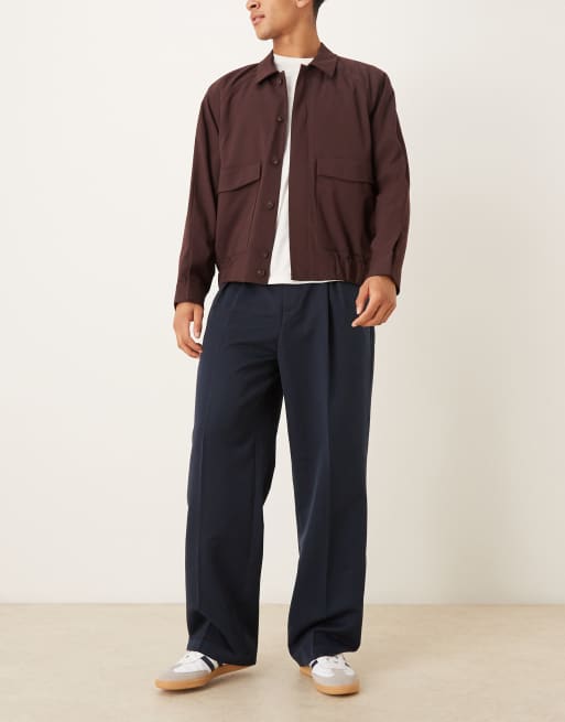 ASOS DESIGN – Elegante Hose in Marineblau mit weitem Bein, elastischem Bund und Kellerfalte, 2 von 5