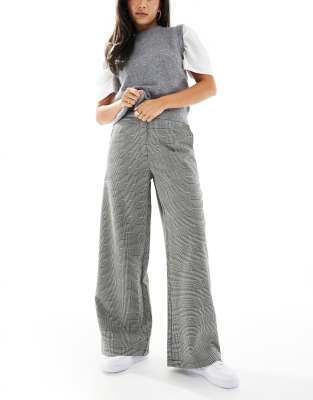 ASOS DESIGN - Elegante Hose in mit lockerem, geradem Schnitt und Hahnentrittmuster in Schwarz/Weiß-Bunt