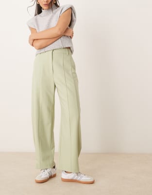 ASOS DESIGN - Elegante Hose in Salbeigrün mit Laschendetail