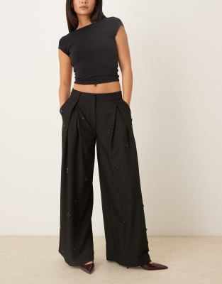 ASOS DESIGN - Elegante Hose in Schwarz mit Verzierung, Nadelstreifen und niedrigem Bund