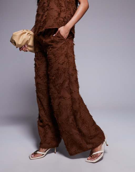 ASOS DESIGN – Elegante Hose in strukturiertem Braun, Kombiteil, 5 von 5