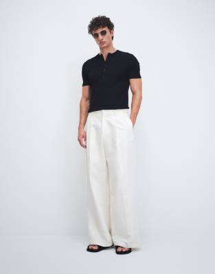 Elegante Hose in Weiß mit hohem Leinenanteil, weitem Bein und Bundfalten Weiß 48 Regular