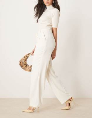 ASOS DESIGN - Elegante Hose in Wollweiß mit geradem Bein und goldenem Knopfdetail-Grün