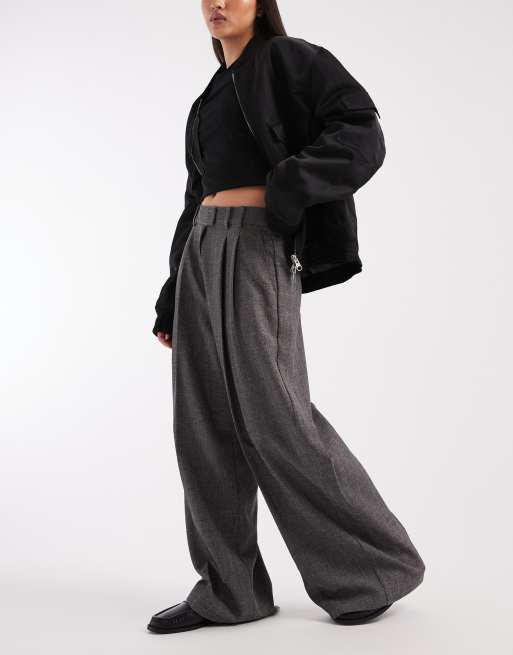 ASOS DESIGN – Elegante Hose mit Bundfalten, weitem Bein und Karomuster 