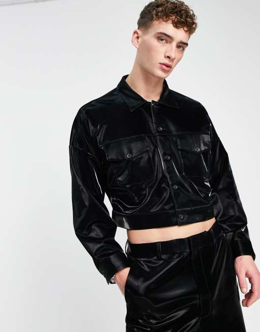 ASOS DESIGN – Elegante, kurze Oversize-Truckerjacke mit schwarzem Nass-Look, Kombiteil 