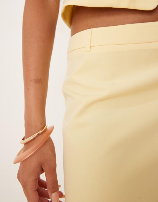 ASOS DESIGN - Elegante micro mini rok in botergeel, 4 van 5